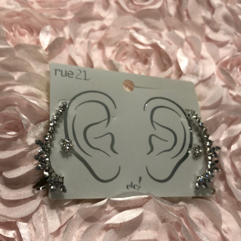 NWT Rue 21 Silver Crystal Pierced Earrings Set! - Picture 2 of 2